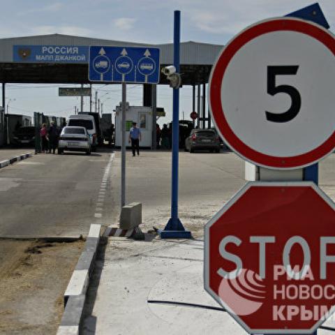 Крымские пограничники рассказали, через какие пункты пропуска лучше пересекать границу  